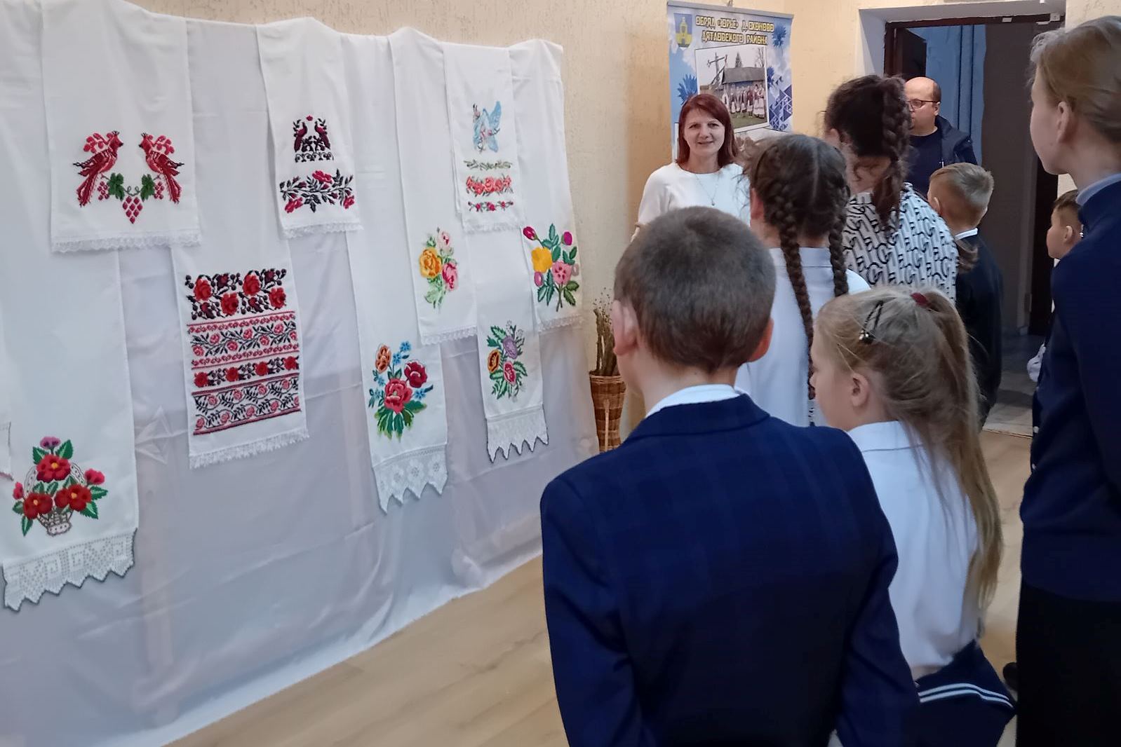 Экскурсия на выставку народных ремесел