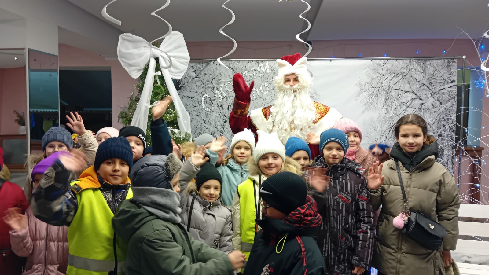 День открытия смены в лагере "Улыбка"