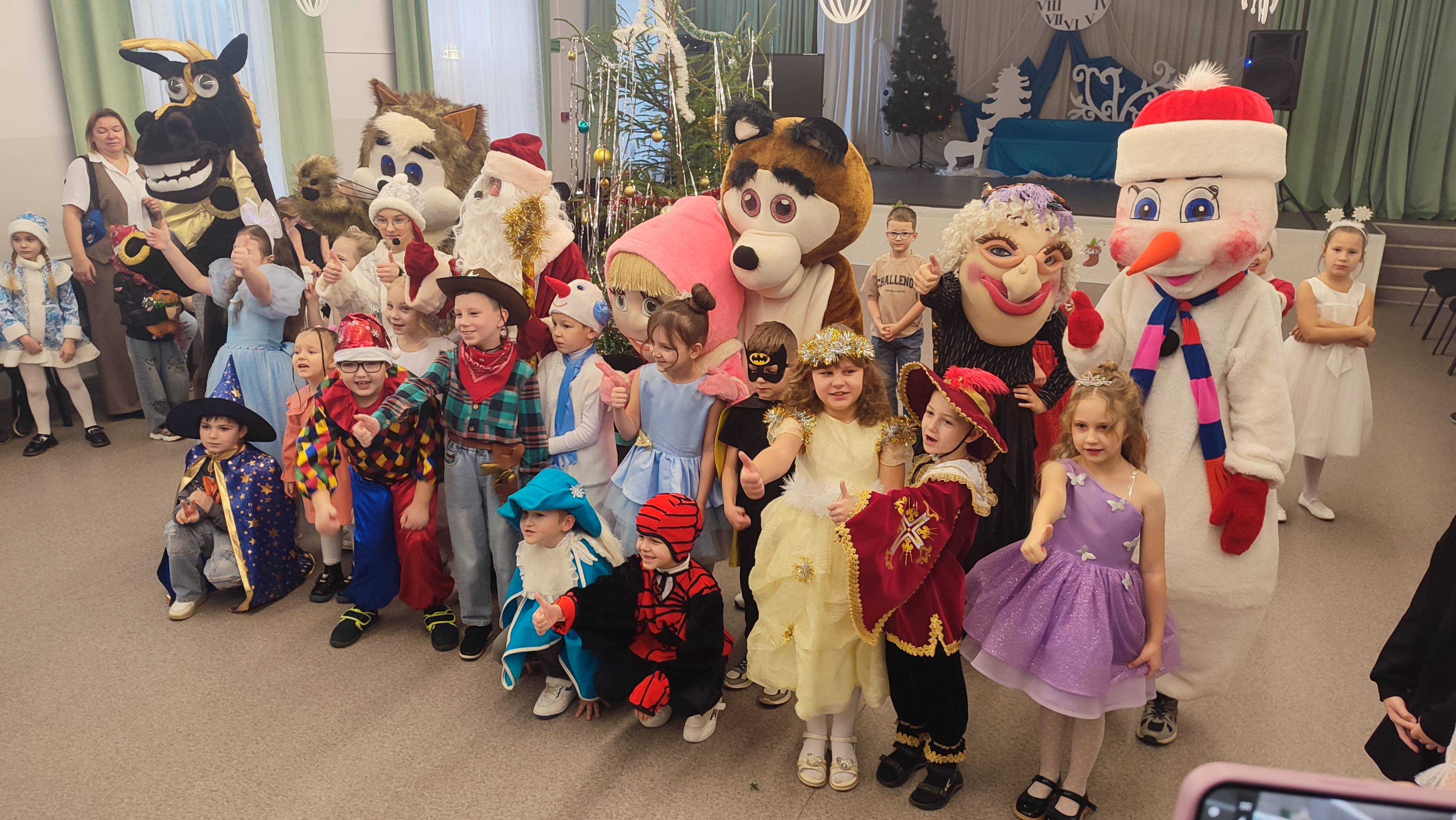 Новогоднее чудо в начальной школе!